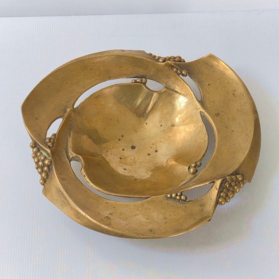 Image 1 of MAGNIFICENT VINTAGE FRUIT BOWL 1970S IN SOLID GILT BRONZE