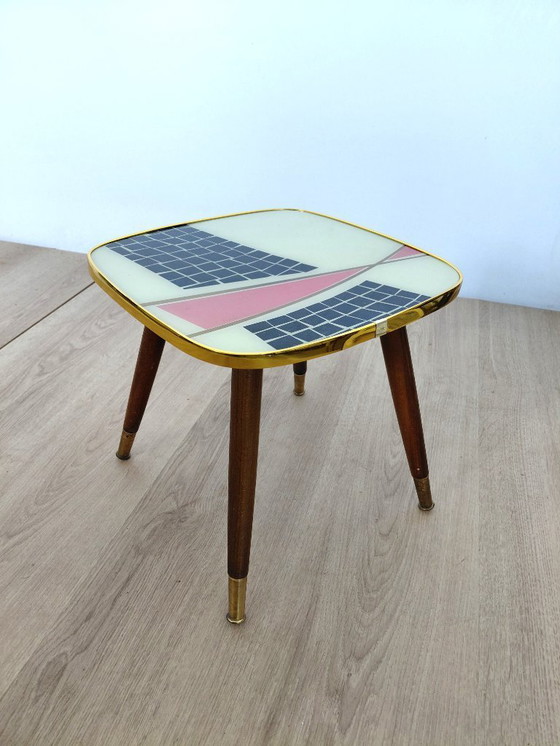 Image 1 of Table d'appoint des années 50 avec plateau en verre