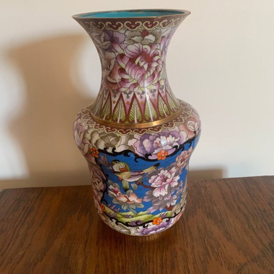 Image 1 of Vase chinois à décor de pivoines et oiseaux – XXe siècle
