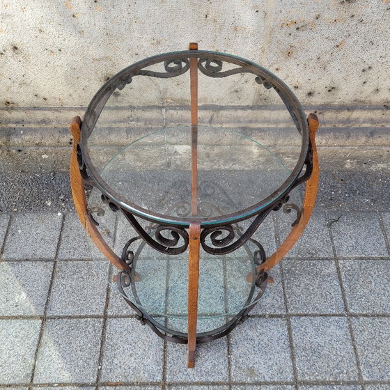 Image 1 of Guéridon en chêne, fer forgé et verre, style milieu du XXe siècle, années 1950 – France