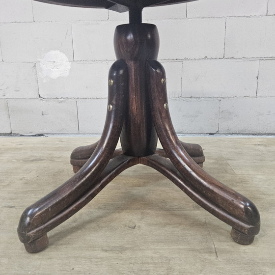 Chaise de bureau pivotante et réglable en hauteur de style Thonet antique (faite à la main) (photo 9 of 15)