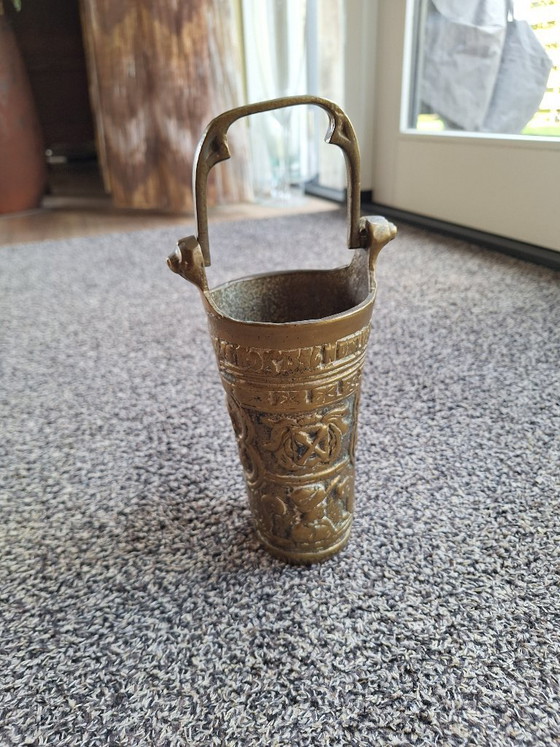 Image 1 of seau d'eau bénite