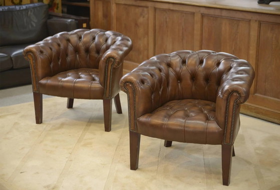 Pair of upholstered leather Club armchairs – Vintage (photo 5 of 14)