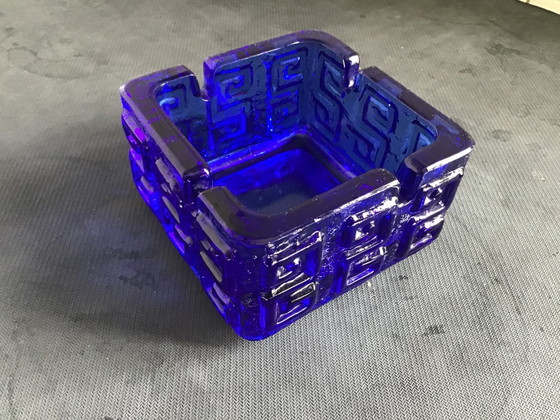 Cendrier Vintage Bleu Cobalt Designer Finlandais Tamara Aladin – Taalari, Objets déco, Glass (photo 5 of 8)