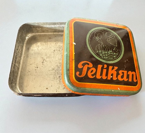 Image 1 of Pelikan tin box from the 1930s/1940s