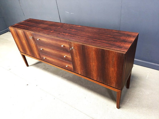 Image 1 of Dressoir van palissanderfineer uit het midden van de vorige eeuw, jaren 60