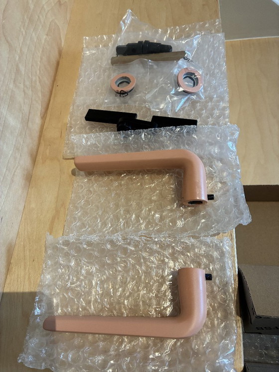 FSB Le Corbusier Set maniglie per porta 3x, rosa cipria LC 32111, Oggetti decorativi, Metallo (foto 6 di 9)