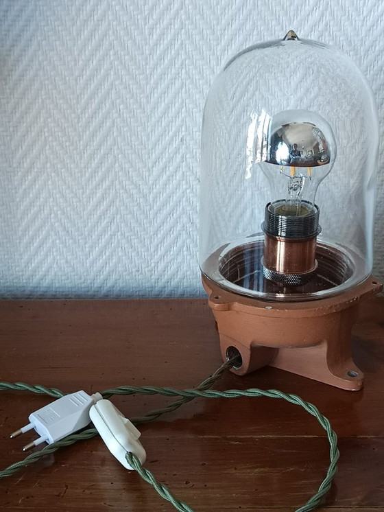 Image 1 of Vintage globe lamp