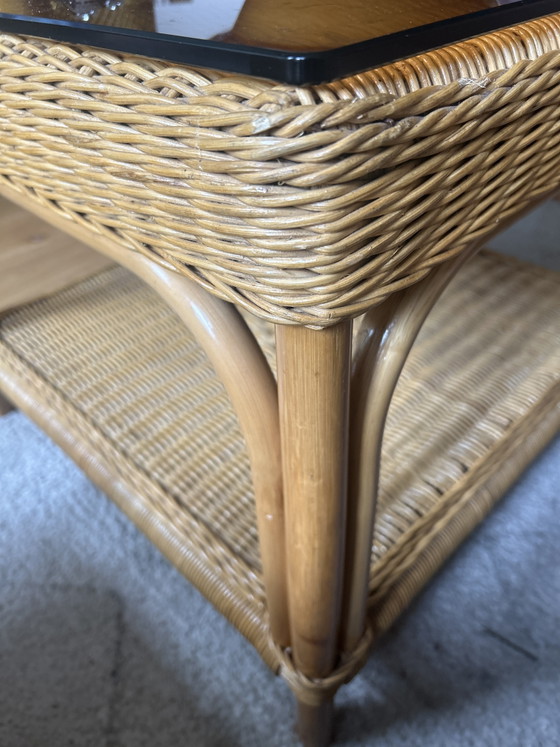 Image 1 of Vintage rotan salontafel met rookglas