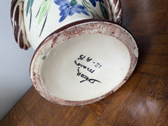 Image 1 of Handbemalte Keramikvase mit Blumendekor