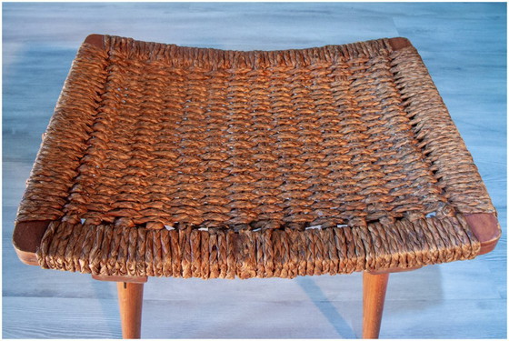 Image 1 of Tabouret bois et corde 1940-50