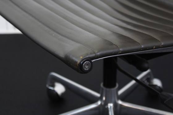 Image 1 of Ea117 Office Chairs Icf Charles & Ray Eames Seats