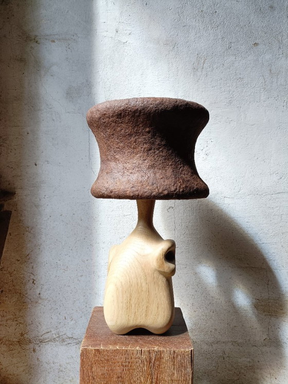 Designerlampe aus massiver Eiche und Pappmaché – Renat Shuteev, Tischlampen, Wood (photo 5 of 11)