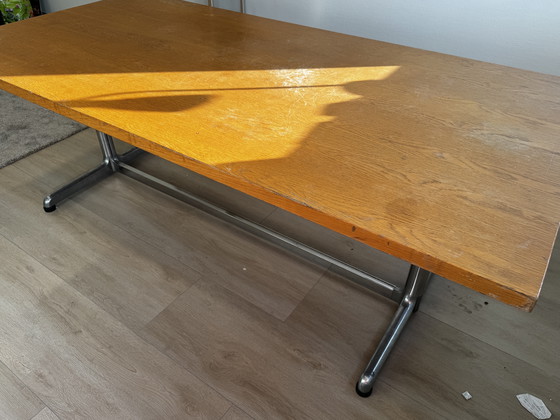 Image 1 of Castelli table