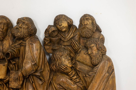 Image 1 of Retable rhénan, Dormition en bois sculpté en bas-relief, XIXe siècle