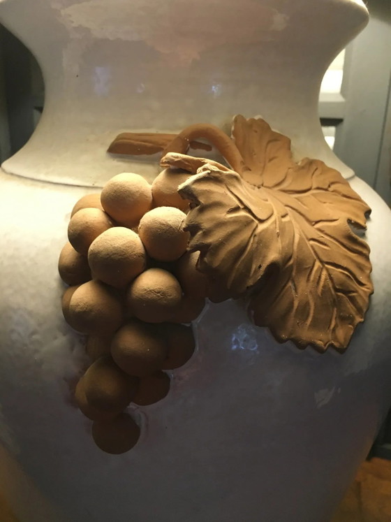 Ceramic lamp in the shape of a bunch of grapes. – Table lamps, Porcelain, Vintage (photo 5 of 8)