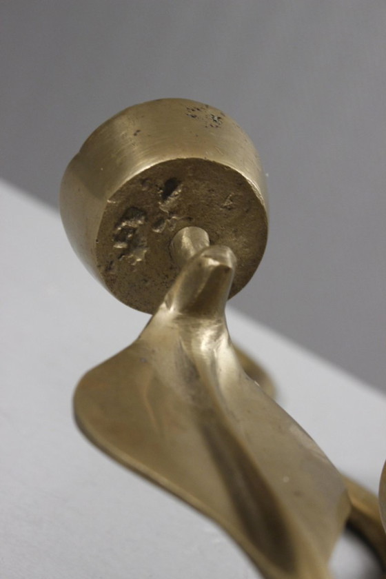 Image 1 of Coppia di grandi applique/candelabri in ottone a forma di cobra, XX secolo.