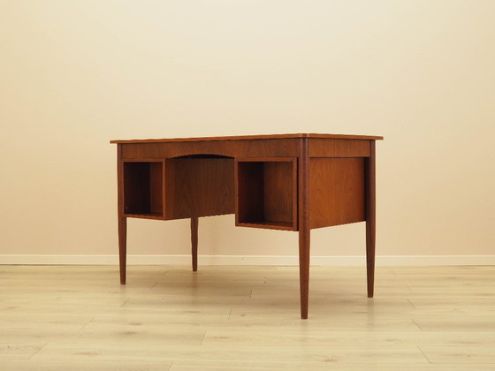 Image 1 of Teakhouten bureau, Deens design, jaren 70, gemaakt in Denemarken.