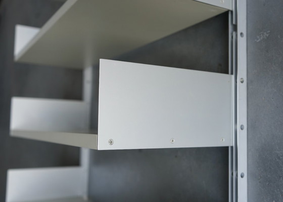 Image 1 of Estantería de pared modelo 606 de Dieter Rams para Vitsoe. Década de 1960.