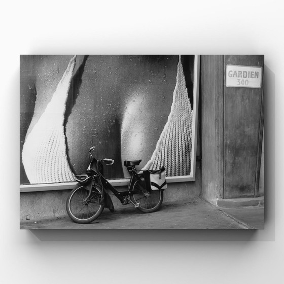 Image 1 of 1x Kunstdruck "Pariser Plakatwand, 1973" - Henri Cartier-Bresson