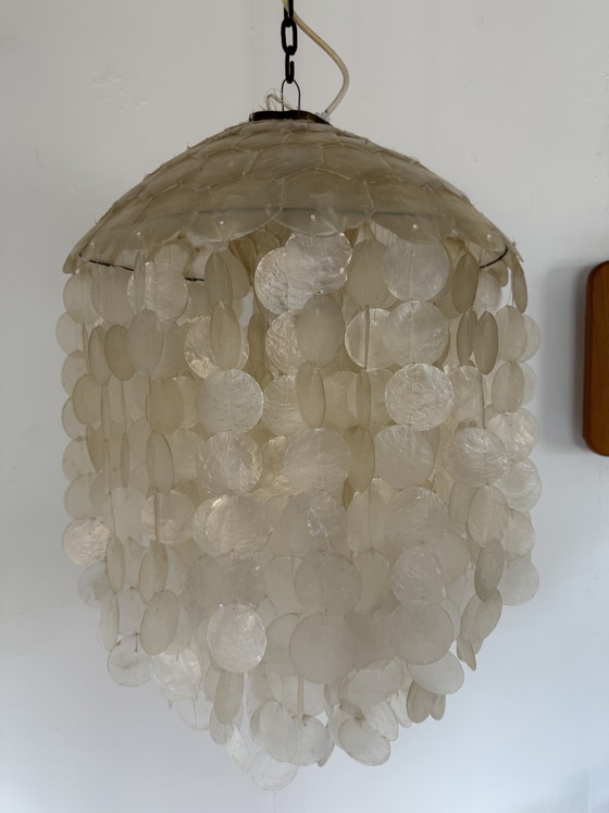 Image 1 of Vintage XL Capiz mother-of-pearl shell pendant lamp ‘70s