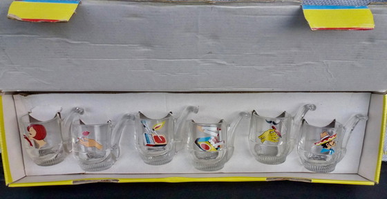 Image 1 of Antieke pijpvormige shotglaasjes uit de jaren 70 van de vorige eeuw.