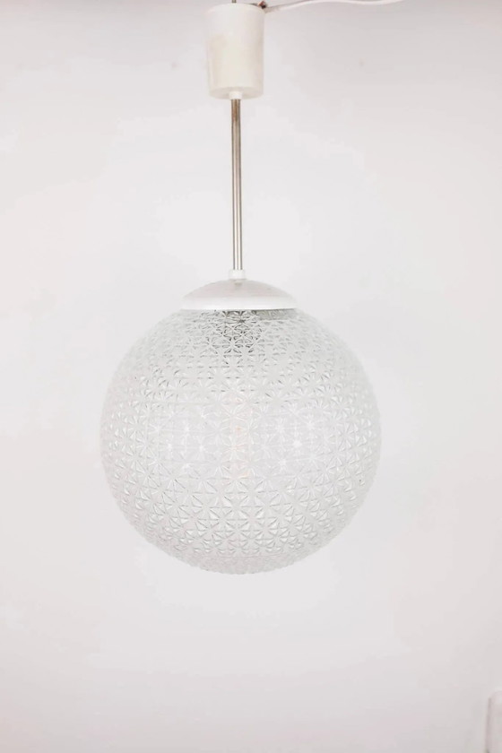 Vintage Mid Century Modern round glass pendant light – Pendant lamps, Crystal, Chrome (photo 11 of 11)