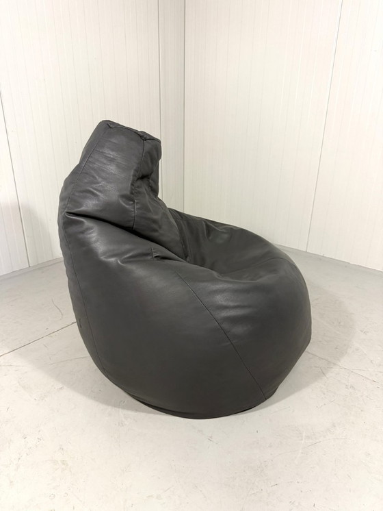 Image 1 of Pouf en cuir Zanotta Sacco grand modèle, années 1980