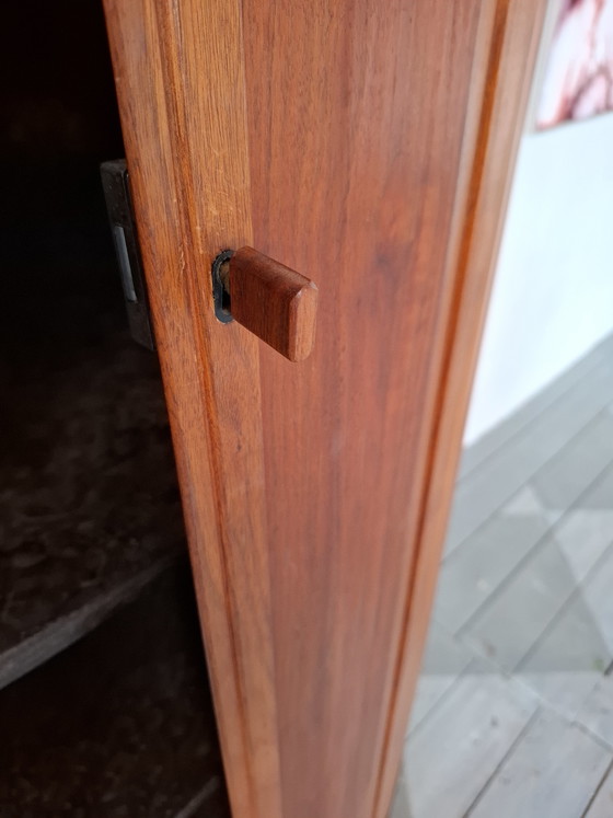 Image 1 of Gabinete de nogal diseñado por Theo Salet