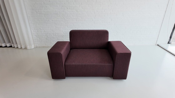 Image 1 of Montis Zoom-in loveseat
