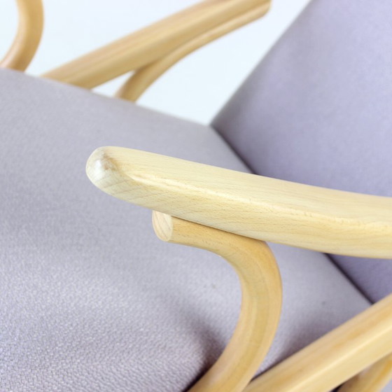 Image 1 of Fauteuil à bascule en bois courbé de style Mid-Century, en chêne blond, par Ton, Tchécoslovaquie, années 1960