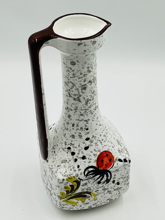 Image 1 of Vintage Italiaanse vaas in de vorm van een karaf met bloemversiering, jaren 70.