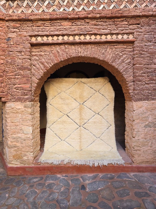 Moroccan Beni Ourain plush rug 215 x 165 cm