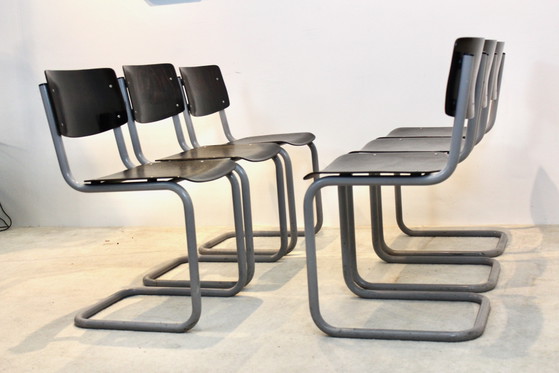 Juego de seis sillas cantilever modernistas holandesas, Gispen, Sillas auxiliares, Gris, Bauhaus (foto 5 de 5)