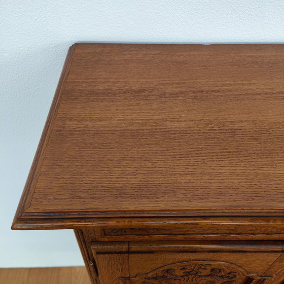 Image 1 of Buffet, commode, meuble bar et meuble hi-fi de style Queen Anne vintage