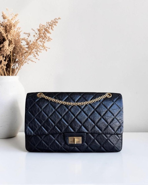 Chanel 2.55 Reissue 227 - Pelle di vitello trapuntata invecchiata, nera, con finiture dorate