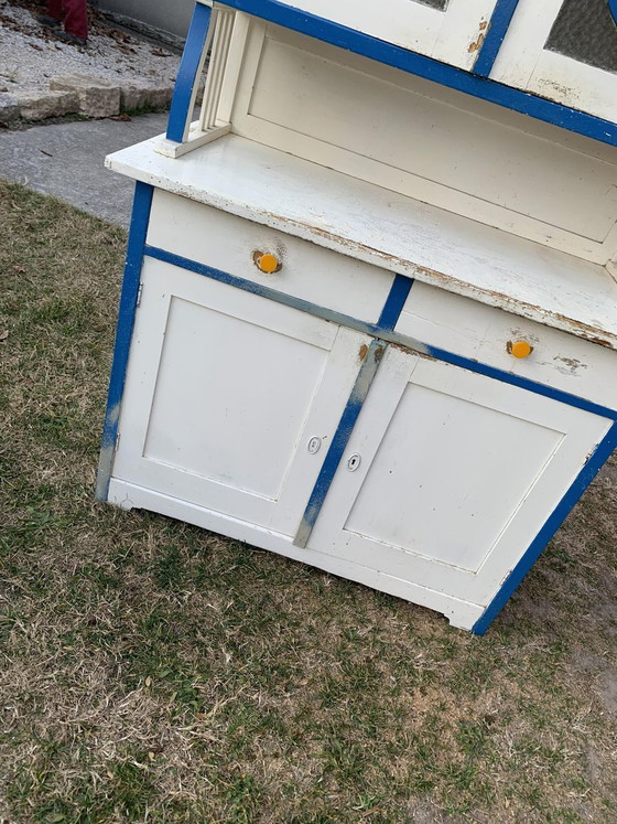 Credenza da cucina vintage in vetro e legno dipinto, anni '30 – Armadi contenitori (photo 3 of 10)
