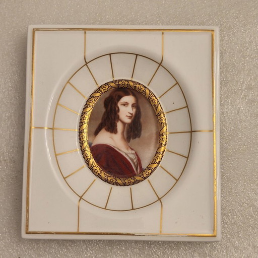 Heinrich Villeroy & Boch porseleinen plaquette, portret van Friederike Freilin von Gumppenberg