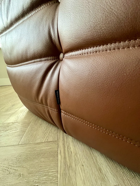 Image 1 of Sillón Togo de Ligne Roset