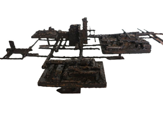 Brutalist wall sculpture. – Metal (photo 9 of 9)