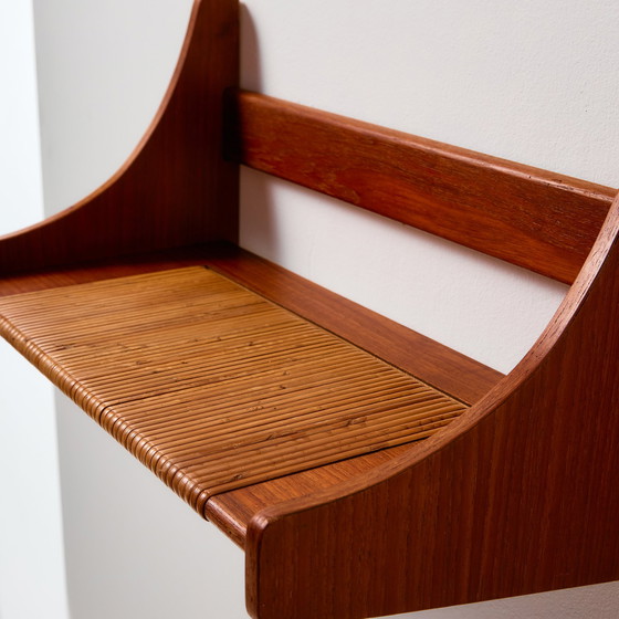 Image 1 of MK11159 Estante de pared de teca con detalles de caña