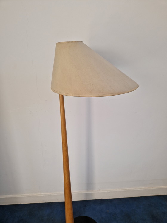 Image 1 of Vintage Design wooden floor lamp stylish natural