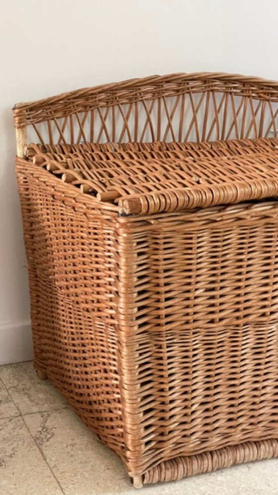 Handgemaakte, gesigneerde vintage aardewerk vaas – Ladekasten, Rattan (photo 7 of 37)
