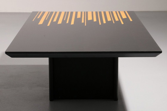 Image 1 of 1980s Italian Coffee Table in Black and Yellow Lacquered wood
