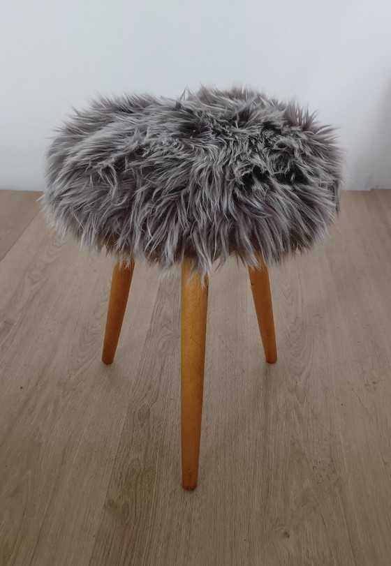 Tabouret Shaggy Années Cinquante – Textile, Bois (photo 2 of 7)