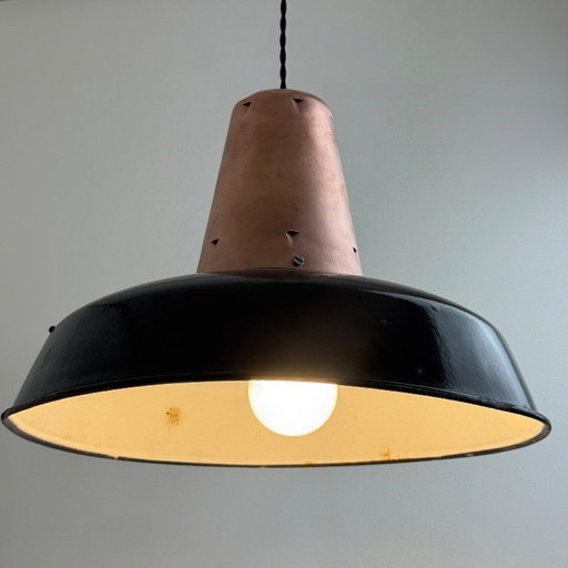 Paar Vintage-Hängeleuchten aus emailliertem „Mazda“-Logo, 35 cm, im Industriestil