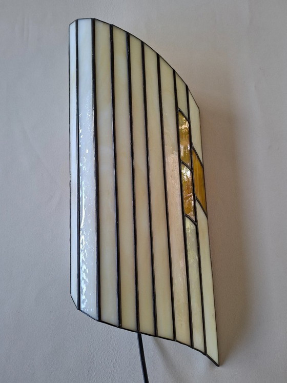 Image 1 of Tiffany  wandlamp met gekleurd glas in zwart koperband  Art Deco