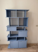 Himmelblauer Tylko-Schrank