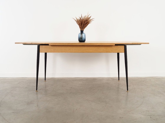 Image 1 of Table pliante en chêne, design italien, années 1980, fabrication : Italie