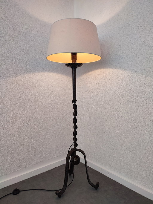 Lámpara de pie brutalista de los años 50